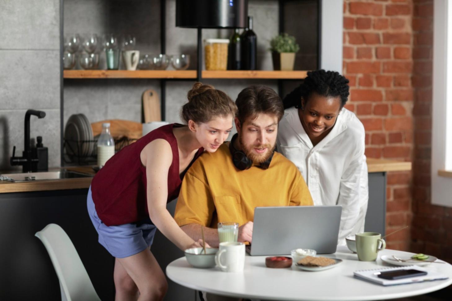 Analyse financière collaborative en équipe